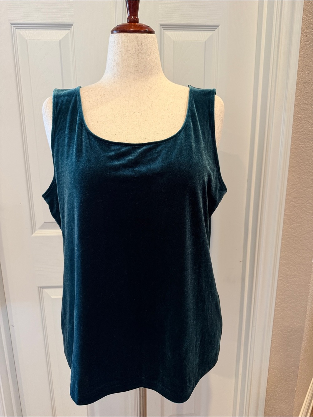 NWT Talbots Teal Velvet Scoop Neck Tank Top XL
